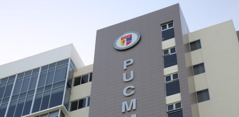 PUCMM monitorea caso de un estudiante con “comportamiento inadecuado” en campus de Santo Domingo