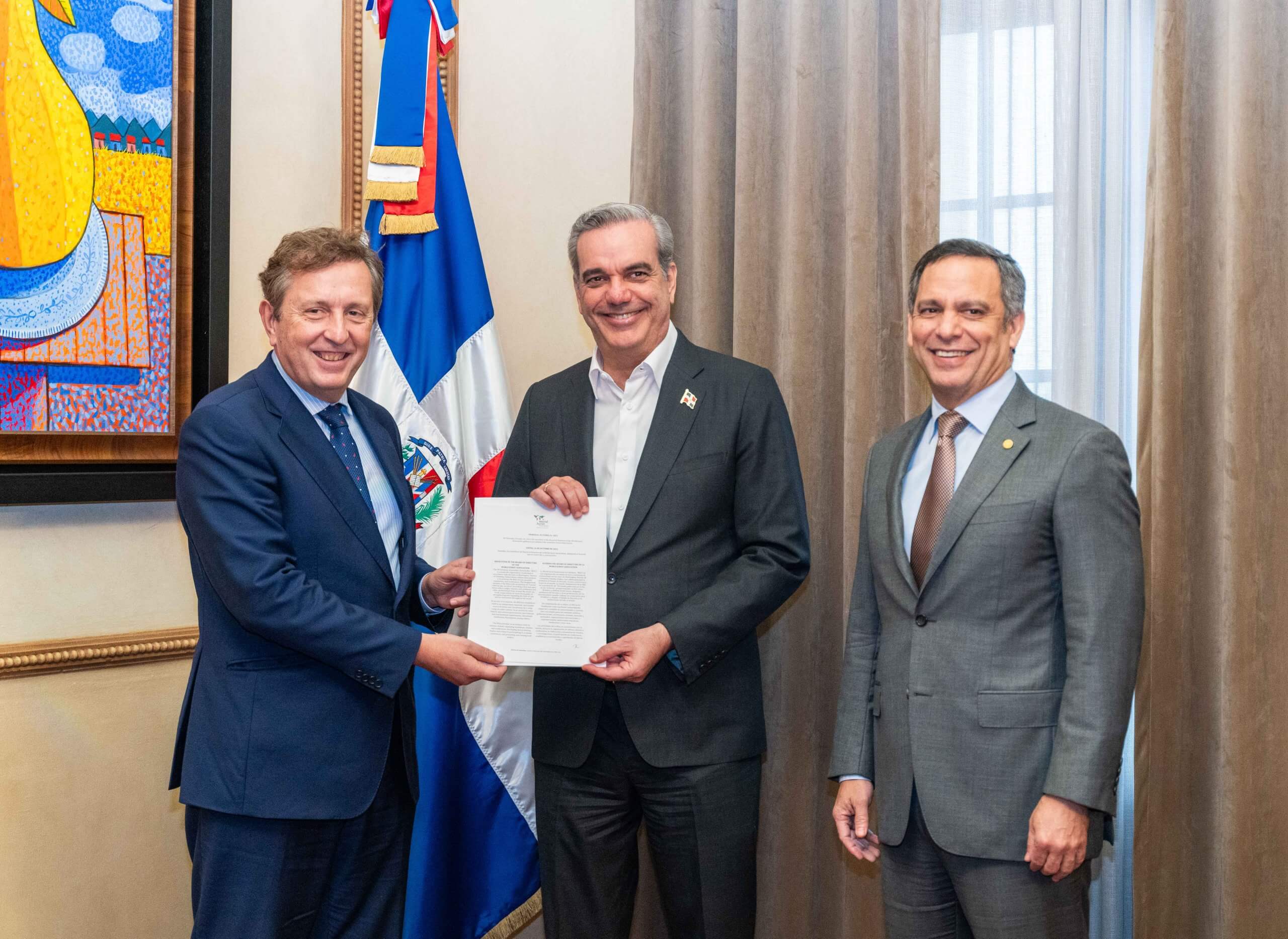 Abinader favorece fortalecer justicia con separación poderes Abinader favorece fortalecer justicia con separación poderes