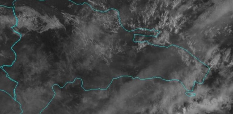 Vaguada y onda tropical aumentarán las lluvias para las próximas 24 a 72 horas