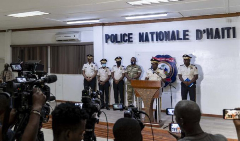 Destituyen al jefe de la policía haitiana