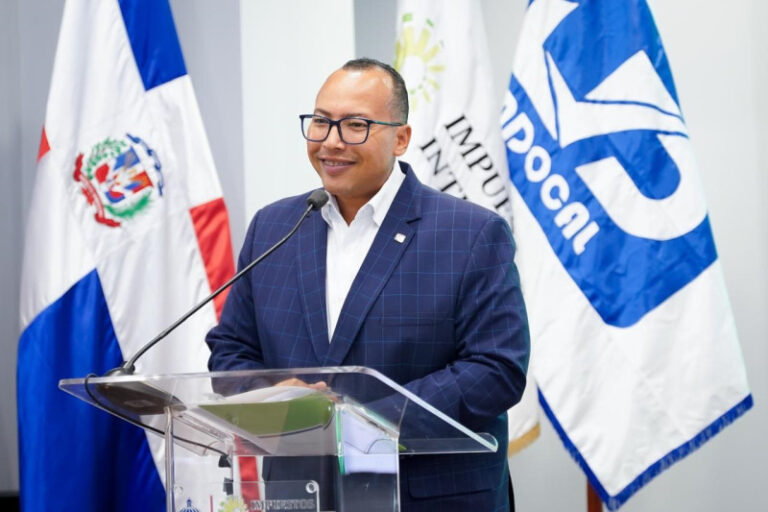 Nuevo director de Pasaportes Lorenzo David Ramírez Uribe promete mejorar los servicios y procesos