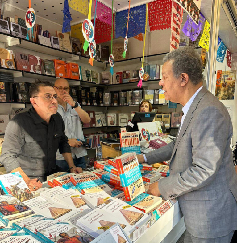 Fuerza del Pueblo: Leonel no vio ningún médico durante su viaje y goza de excelente estado de salud