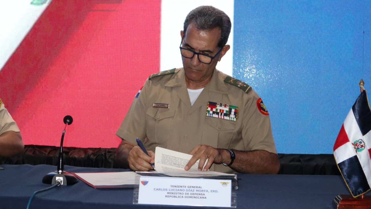 MIDE y Mindef de Guatemala firman acuerdo para formación superior en derechos humanos y derecho internacional humanitario