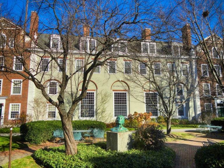 Harvard, Stanford y el MIT, las tres mejores universidades del mundo