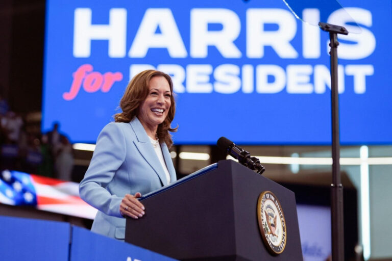 Kamala Harris consigue los votos para ser candidata demócrata en presidenciales de EEUU