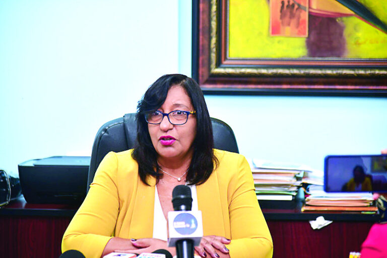 Directora del Reid Cabral expresa compromiso con ofrecer servicios de calidad