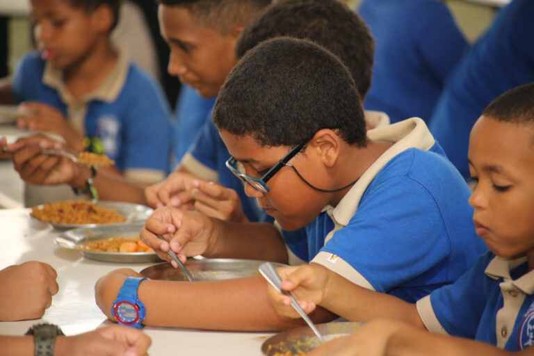 INABIE anuncia nuevo menú en el desayuno y almuerzo escolar
