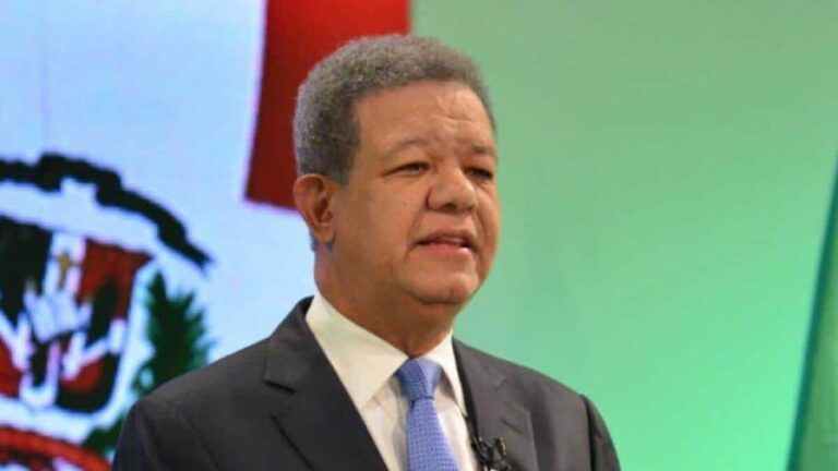Transparencia Electoral acusa a Leonel Fernández de «legitimar el fraude electoral» en Venezuela
