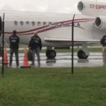 Venezuela califica de «piratería» la confiscación del avión de Maduro por EE.UU.