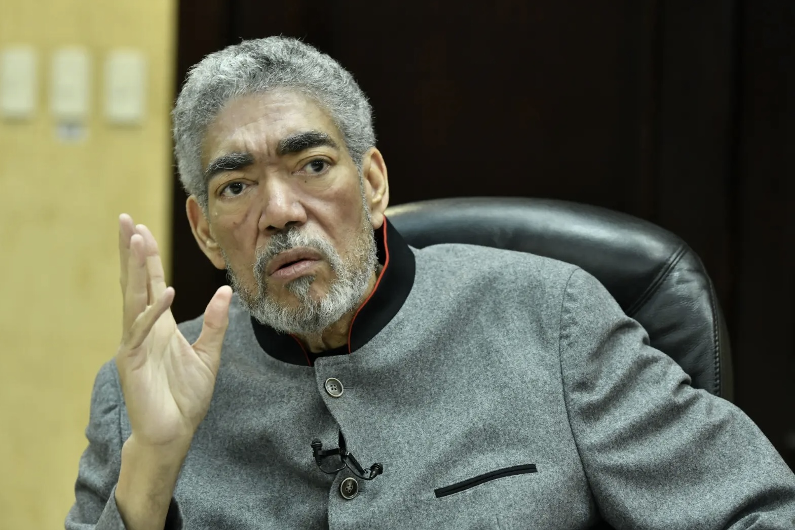 Ministro Mejia afirma RD tiene deuda millonaria con Venezuela