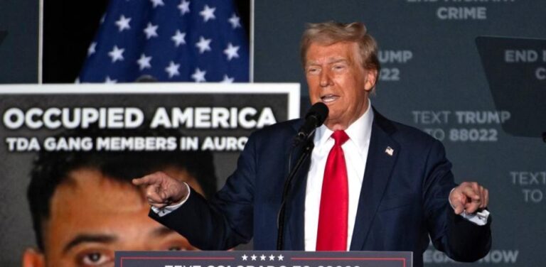 Donald Trump demoniza a los migrantes y los acusa de «infectar» a Estados Unidos
