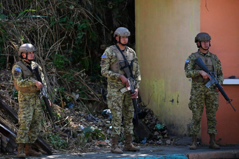 Congreso salvadoreño aprueba envío de militares a Haití