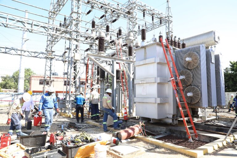 Edeeste Avanza Trabajos Para Eliminar Las Interrupciones Por Sobrecarga En Hainamosa