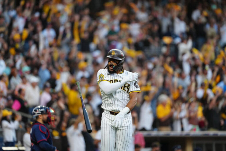 King y Tatis Jr. brillan en victoria de Los Padres sobre Atlanta