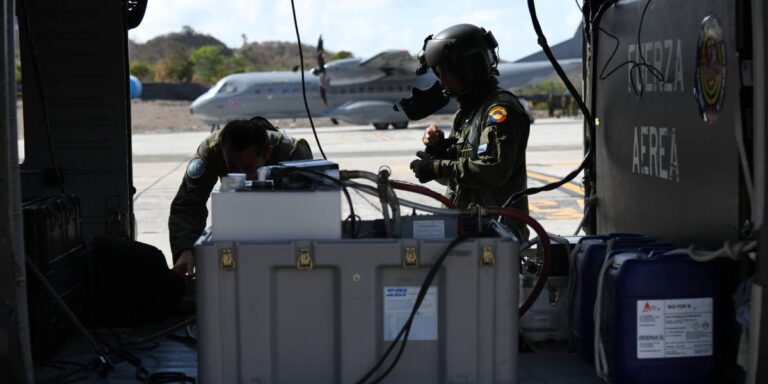 La Fuerza Aérea Colombiana reafirma su cambio de nombre por Fuerza Aeroespacial Colombiana, luego de que la Corte Constitucional negara la modificación