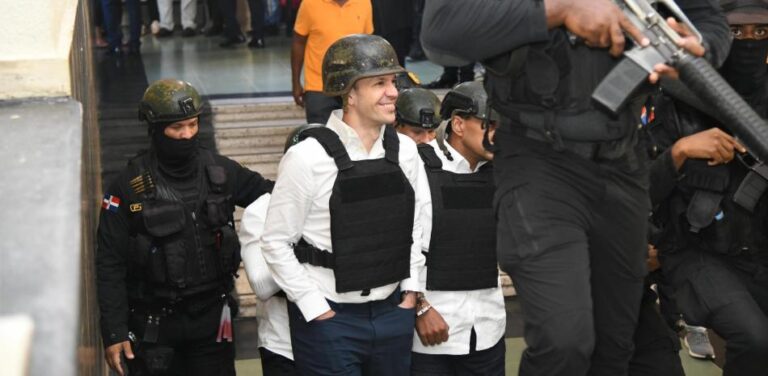 Varían medidas de coerción a Hugo Beras y Jochi Gómez; les retiran prisión preventiva