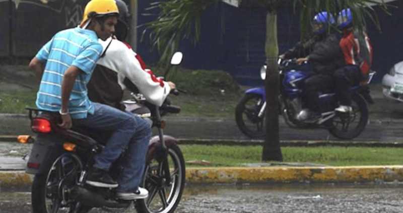 Evalúan la posibilidad de prohibir circulación nocturna de motocicletas Evalúan la posibilidad de prohibir circulación nocturna de motocicletas