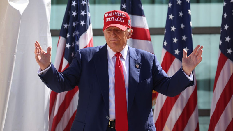 Donald Trump completa la elección de su variado gabinete en tiempo récord