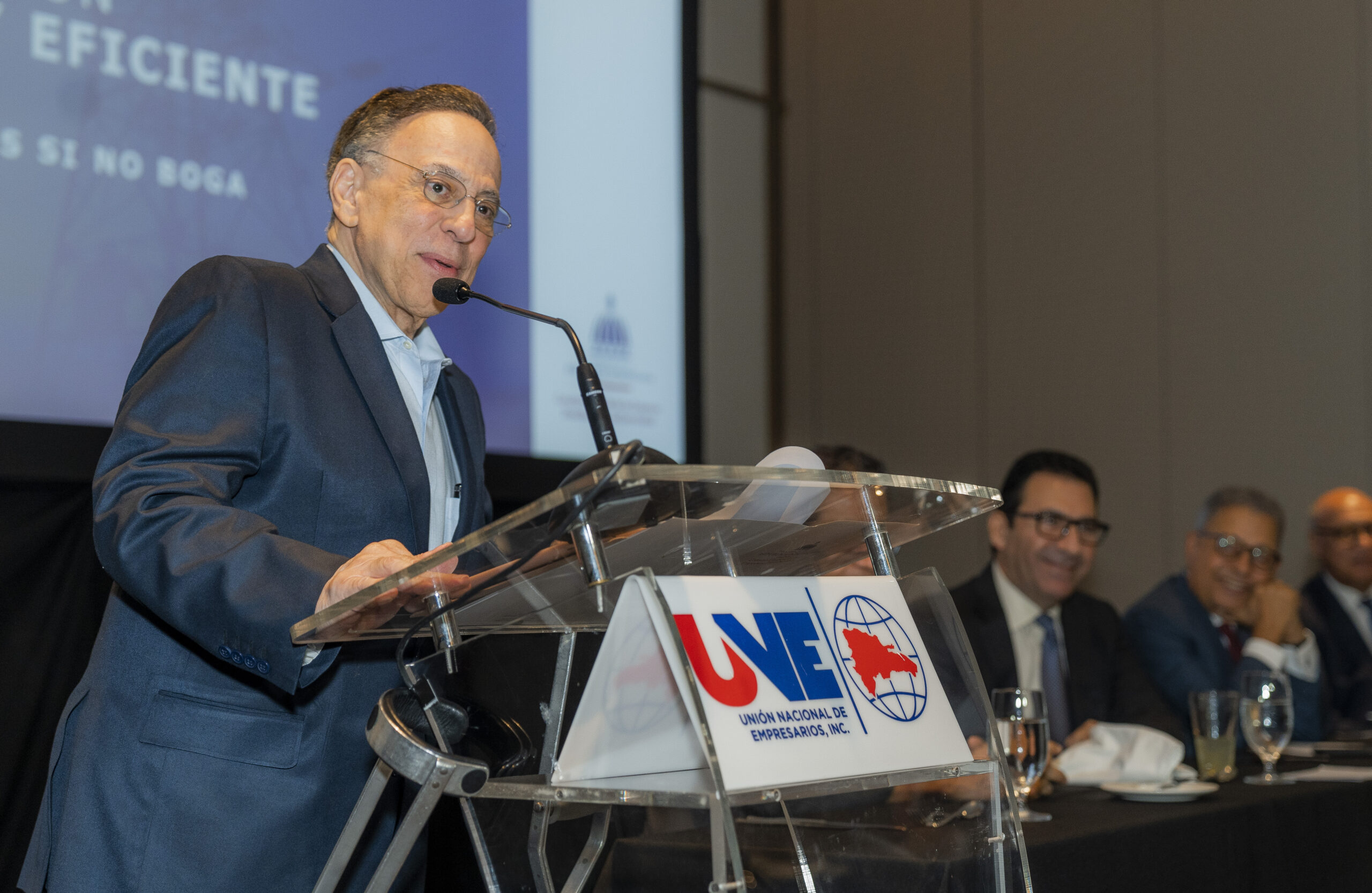 CUED impulsa inversiones sustanciales para fortalecer la red eléctrica y combatir el fraude energético