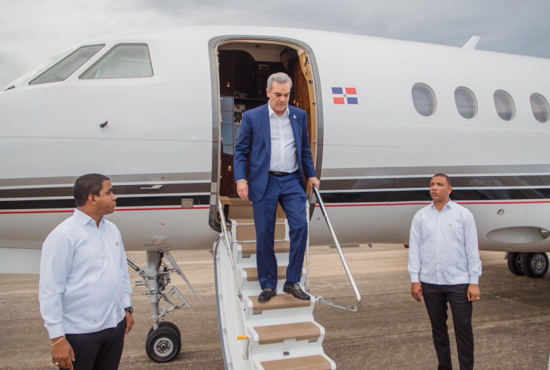 Presidente Abinader llega al país este lunes tras pasar cinco días en Estados Unidos