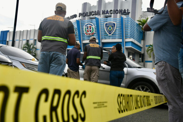 Policía y Ministerio Público investigan muerte de segundo teniente en supuesto atraco