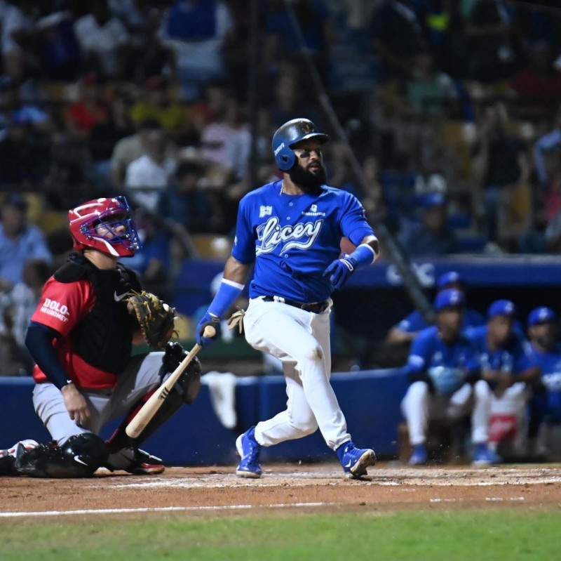 Tigres vencen Leones y provocan un triple empate en el primer lugar