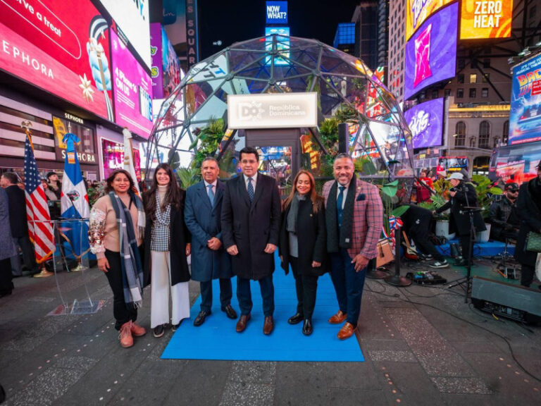Times Square acoge por segunda vez la cultura dominicana con «Domo Experencial»