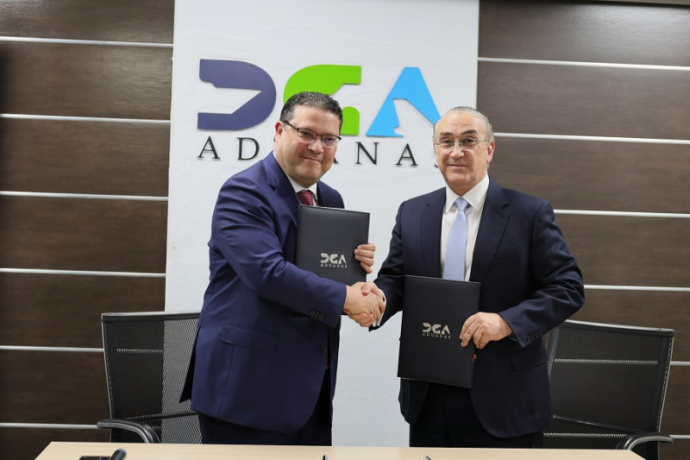 Aduanas y la ONEC firman acuerdo para combatir la competencia desleal