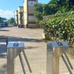 Gremio de profesores juzga «innecesario» gasto en tarjetas de acceso a escuelas