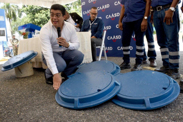 CAASD dice que instala 40 tapas para filtrantes en la capital