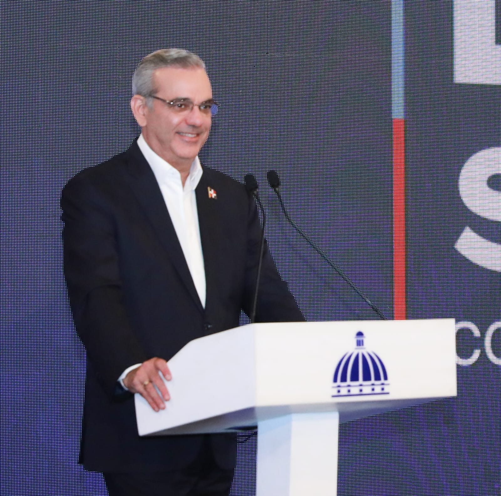 El Gobierno anuncia que el primer pasaporte electrónico se emitirá en agosto