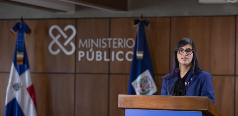 Dinnaf pide a medios proteger a los menores con sus publicaciones