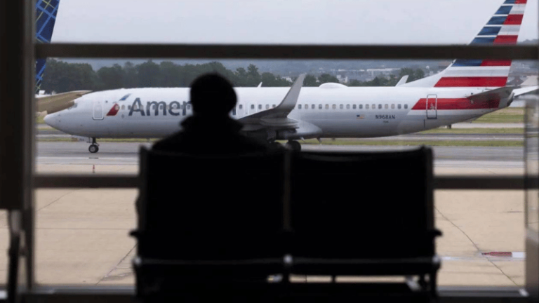 Avión de American Airlines aterriza de emergencia en Roma