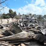 Incendio de gran magnitud consume ocho talleres de ebanistería en Canta La Rana