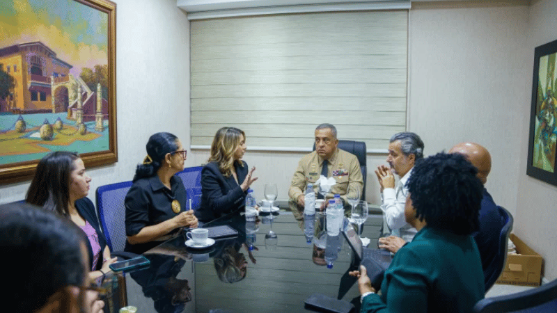 Entidades proponen programa de asistencia para dominicanos repatriados