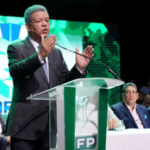 Leonel Fernández califica de exagerado el discurso de Abinader y cuestiona obras inconclusas