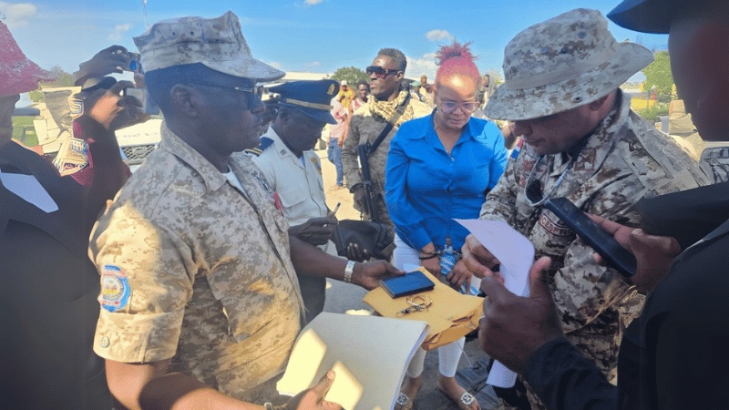 Autoridades haitianas extraditan a dominicana acusada de trata de personas