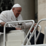 Tomografía revela deterioro en la salud del papa Francisco