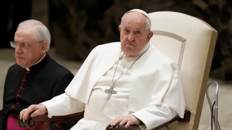 El estado de salud del papa Francisco sigue siendo crítico El estado de salud del papa Francisco sigue siendo crítico