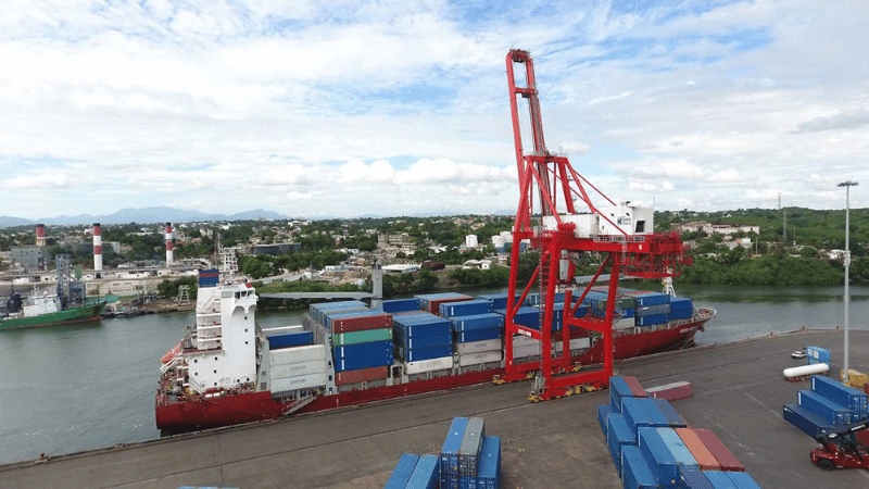 Sindicato de Exportación de los Puertos de Barahona denuncia desfalco y pide intervención del presidente Luis Abinader Sindicato de Exportación de los Puertos de Barahona denuncia desfalco y pide intervención del presidente Luis Abinader