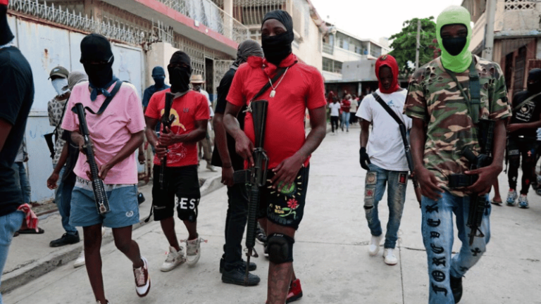 Grupos armados atacan instalaciones de Radio Televisión del Caribe en Haití