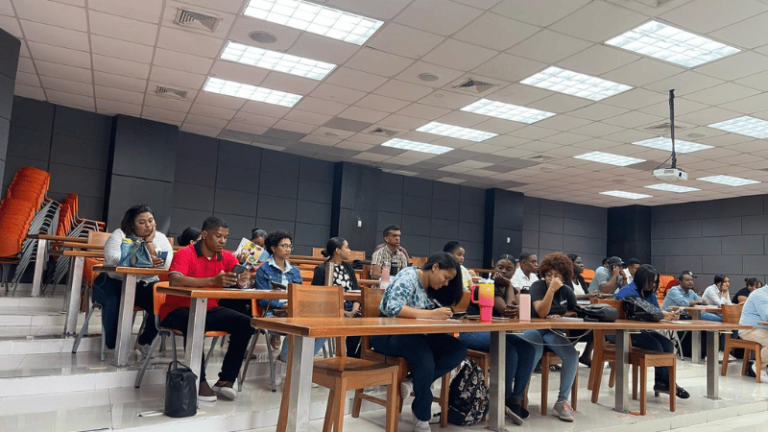 Inicia Diplomado en Oratoria y Maestría de Ceremonia en la UASD Barahona