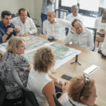 Wellington Arnaud presenta a embajadores y ministros el proyecto de saneamiento del Arroyo Gurabo en Santiago