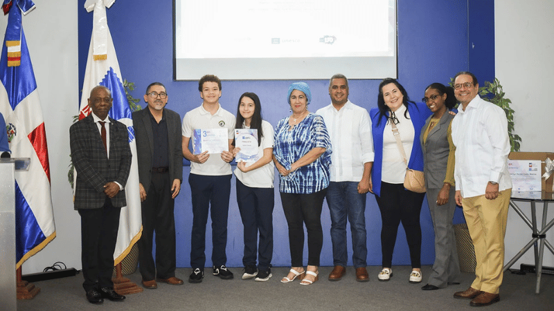 INPOSDOM convoca la 54ª edición del «Concurso Juvenil Internacional de Composiciones Epistolares 2025»