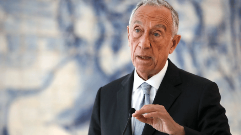 El presidente de Portugal convoca elecciones anticipadas para el 18 de mayo