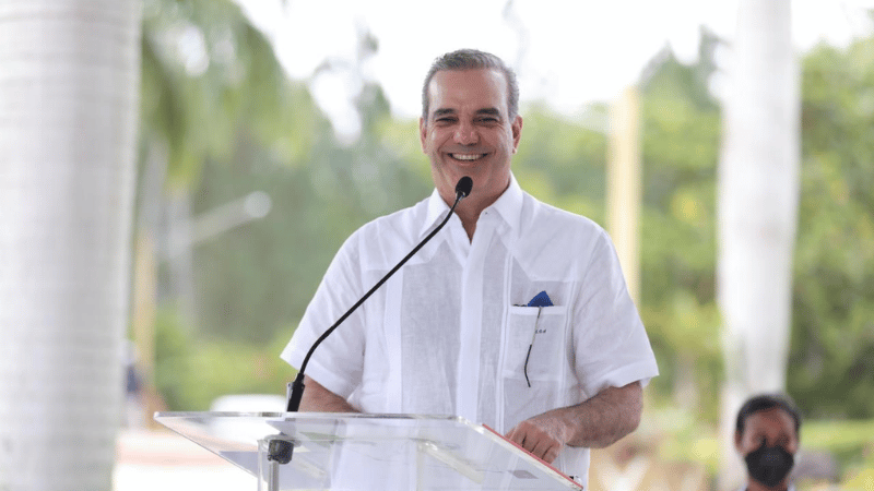Luis Abinader encabeza tercera jornada de «El Gobierno Contigo» en Pedro Brand