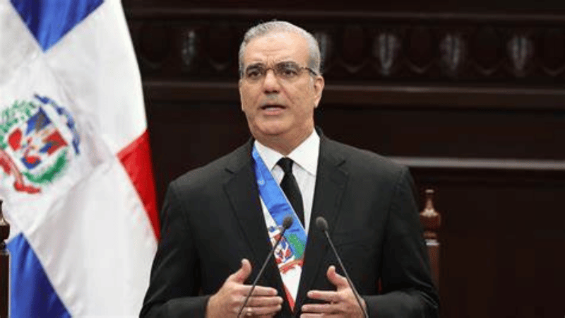 Abinader crea la Dirección de Desarrollo Social y ordena la fusión de Supérate y ADESS