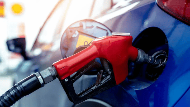Gobierno dispone subsidio de RD2.5 millones para mantener precios de combustibles