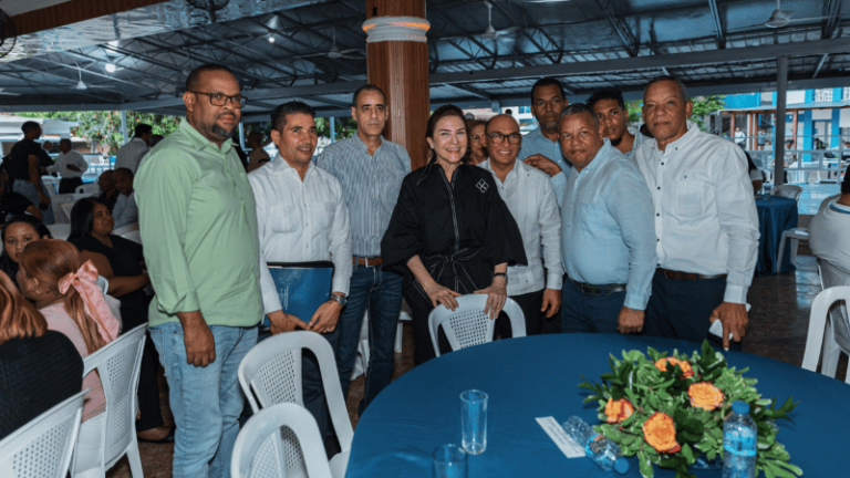 Alcaldía del DN y Comisión Presidencial de Apoyo al Desarrollo Barrial celebran el Día Nacional de las Juntas de Vecinos