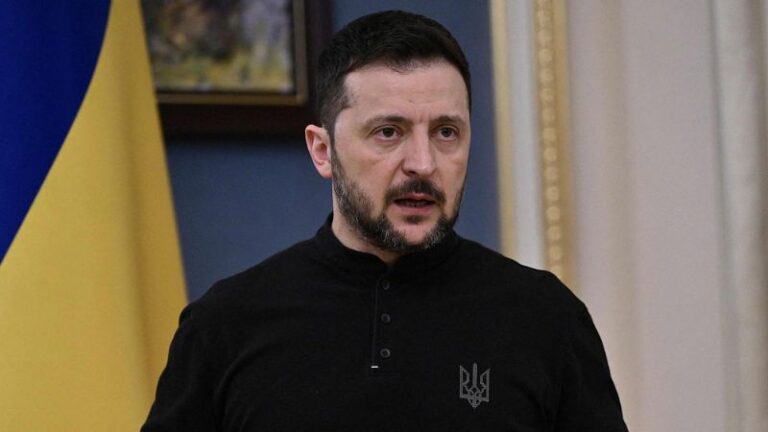 Zelenski denuncia más de 2.000 violaciones de la tregua de Pascua por parte de Rusia